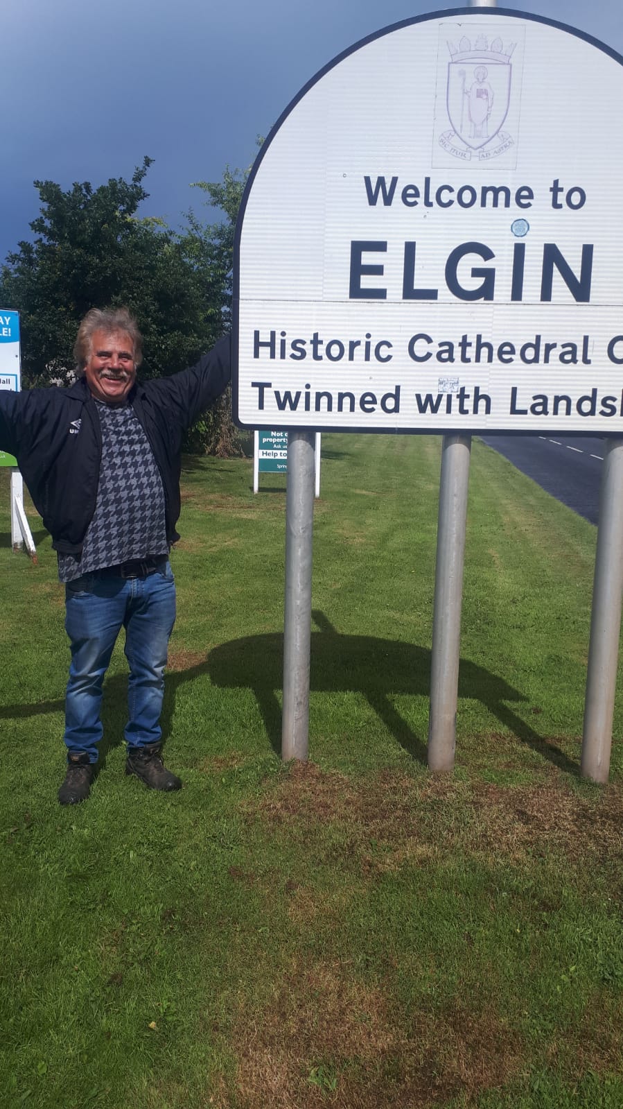 John Jackson arrives at Elgin