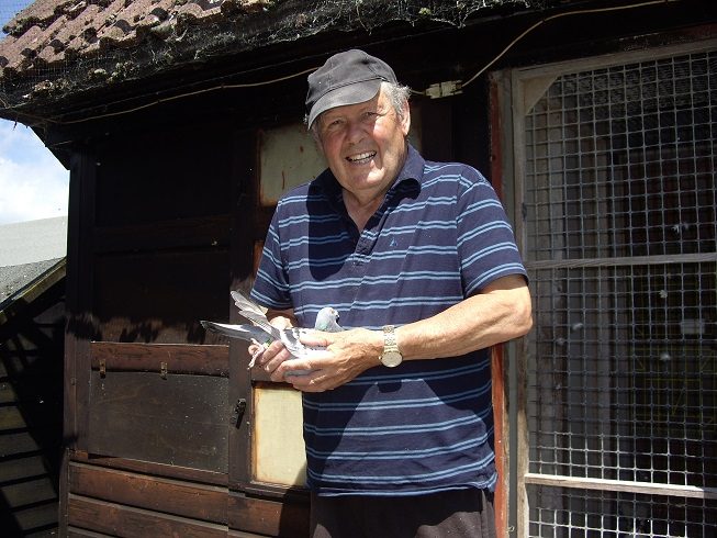 Peter Robinson with his Winning Pigeon. 13 07 21