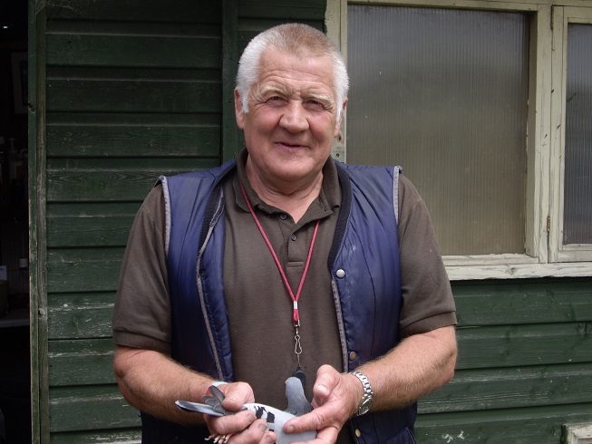 Graham Mackay Second Fourth in the Friendship Race with two youngsters from Scott Irving of Annan in Scotland 20 09 22