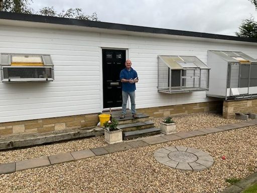 Andy Graham with his winner 17 06 25a