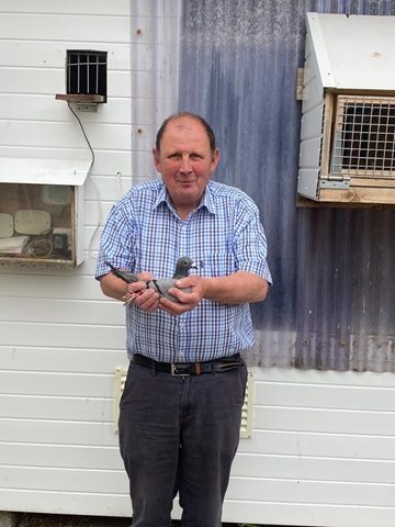 Robert of RC Johnston 1st Club Kingsmoss 135th National from Plougastel 29 07 25z
