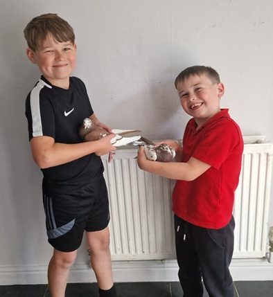 noah and oscar wilkinson with fancy colours 13 08 25b