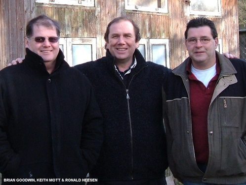 99F BRIAN GOODWIN KEITH MOTT RONALD HEESEN 21 11 25a
