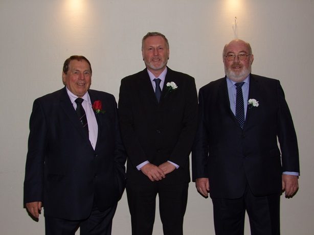 Bill Lewis Jeremy Davis Mick Howard 25 11 25A