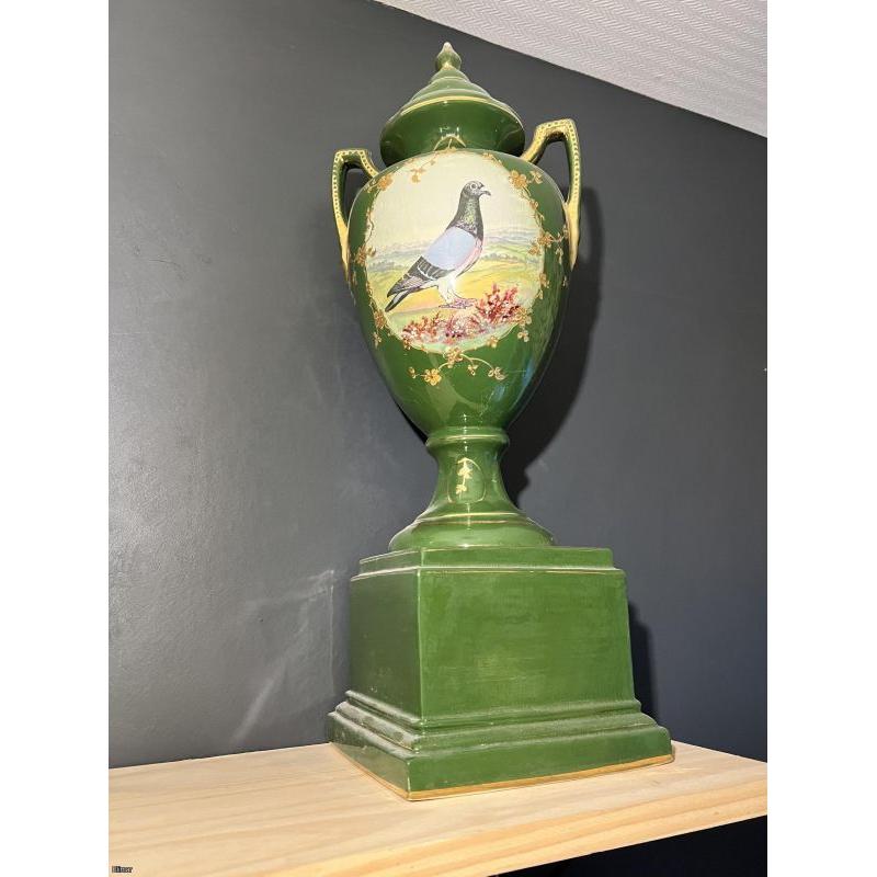 Racing pigeon trophy